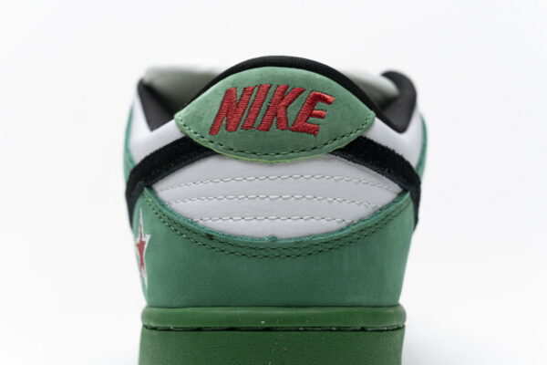 304292 302 Nike SB Dunk Low Pro "Heineken" - Image 8