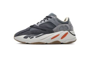 700 V2 Yeezy Boost 700“Magnet”FV9922