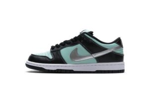 304292 402 Nike SB Dunk Low Pro Diamond
